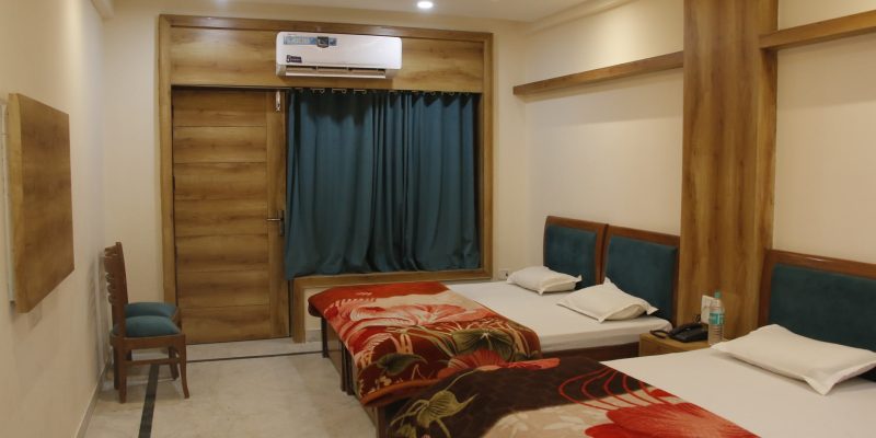 four_bed_room-min